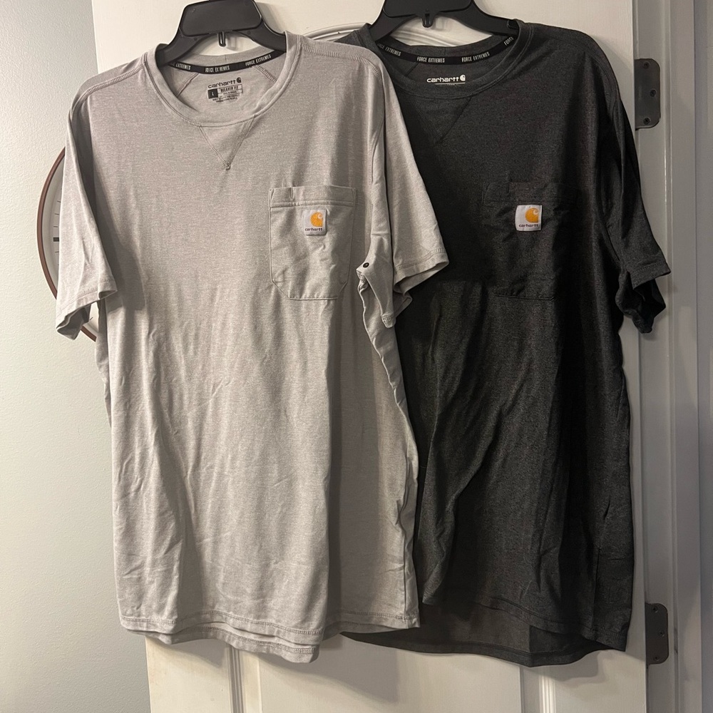 2 Carhartt men’s relaxed fit pocket tees, gray size L